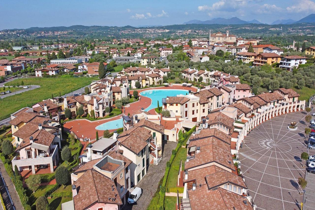 Апартаменты La Rocca 2-11 By Wonderful Italy Манерба-дель-Гарда Экстерьер фото