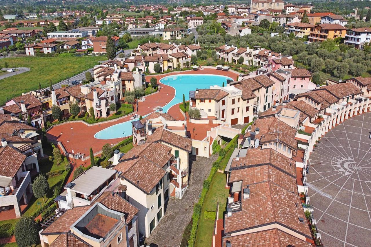 Апартаменты La Rocca 2-11 By Wonderful Italy Манерба-дель-Гарда Экстерьер фото